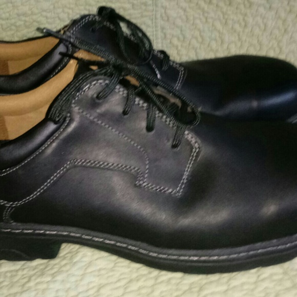 Timberland Other - Timberland alloy toe work shoes